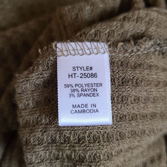 ZENANA Size Small Dark Green Cozy Brushed Oversized Thermal Waffle Knit Sweater - Picture 10 of 11